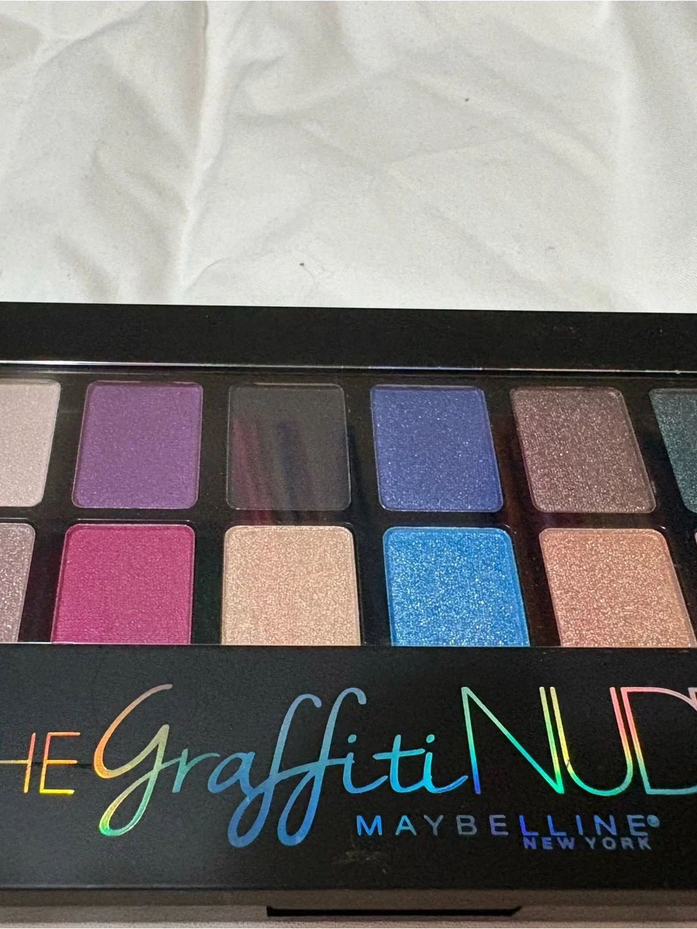 Maybelline The Graffiti Nudes eyeshadow palette